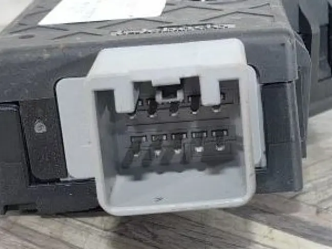 Моторчик люка Land Rover Discovery 5 L462