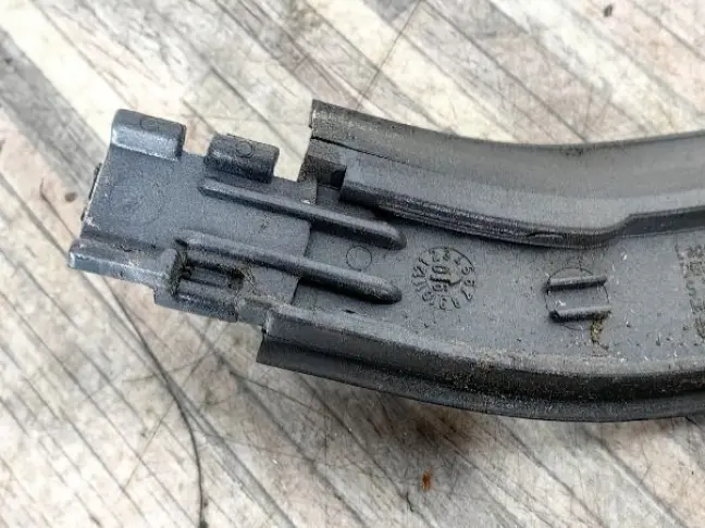 Молдинг крыши правый Range Rover L322 02-12