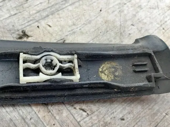 Молдинг крыши правый Range Rover L322 02-12