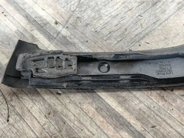 Молдинг крыши левый Range Rover L322 02-12