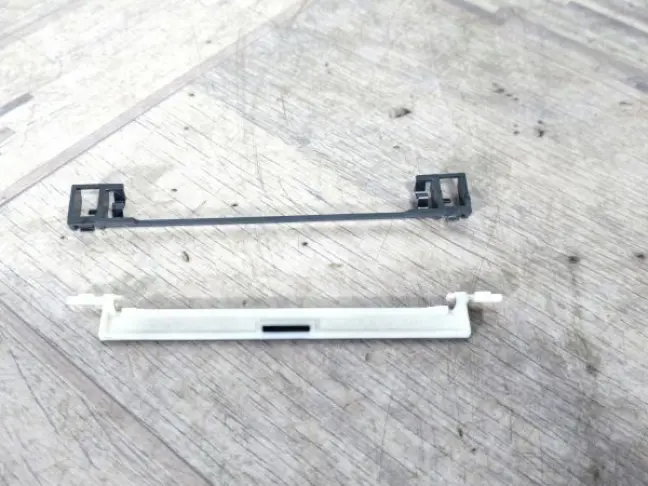 Заглушка молдинга крыши Range Rover 3 L322