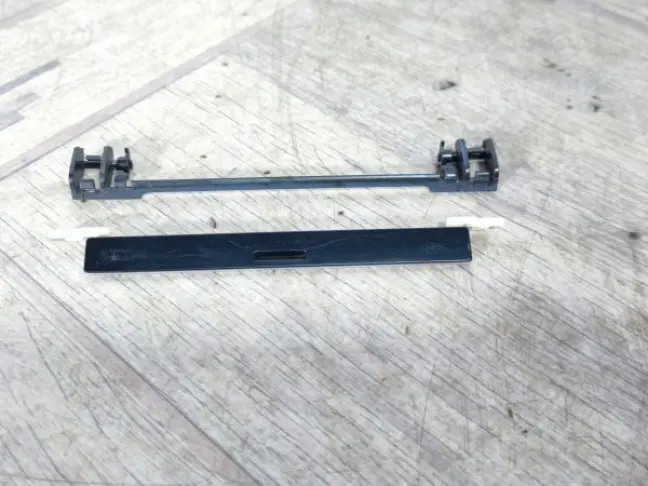 Заглушка молдинга крыши Range Rover 3 L322