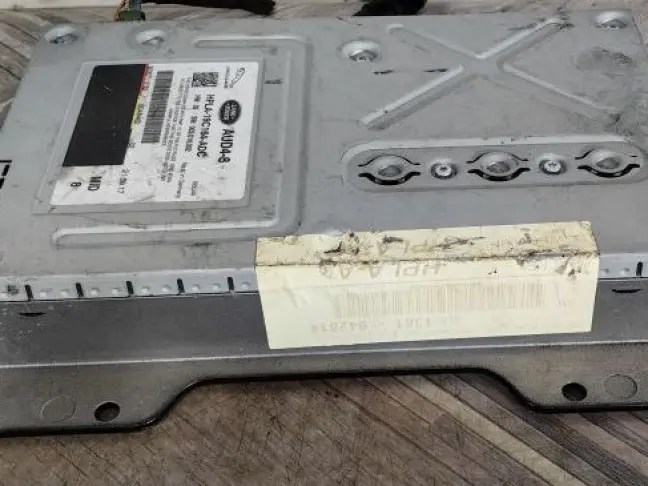 Усилитель музыки  Range Rover Sport 2 L494