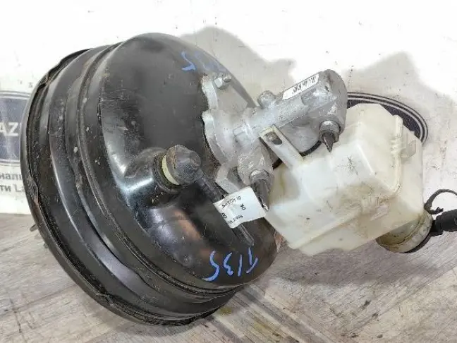 Вакуумный усилитель Range Rover L322 09-12