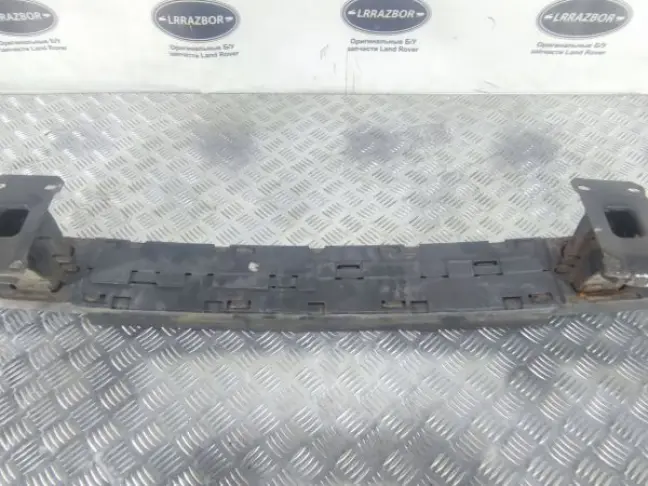 Усилитель переднего бампера Range Rover Sport L320