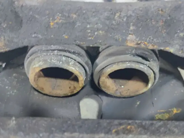 Суппорта передние Range Rover Sport L320 3.0 306DT