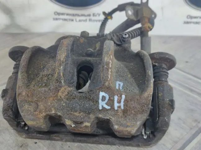 Суппорта передние Range Rover Sport L320 3.0 306DT