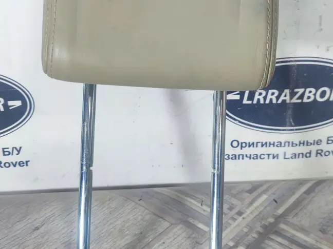 Подголовник задний центр Range Rover L320 09-13
