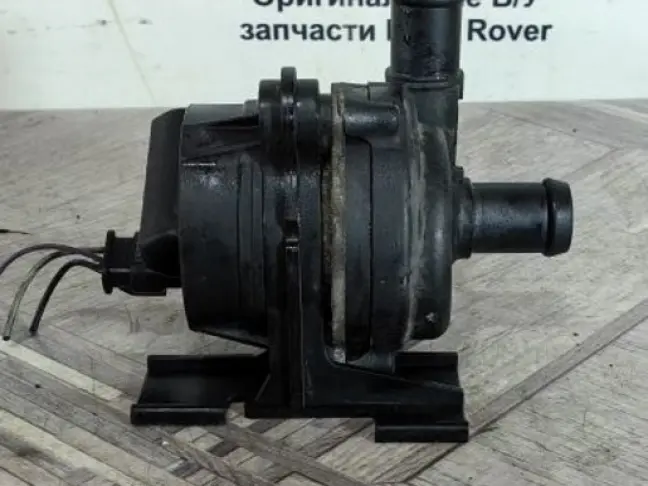 Водяной насос  Range Rover Sport L494  2.0 диз