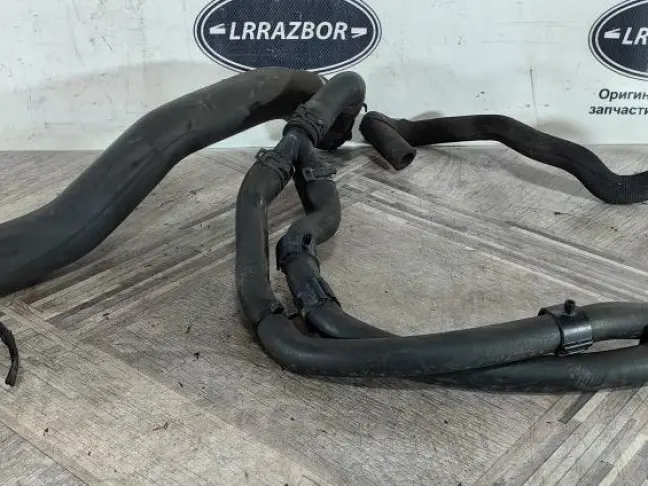 Патрубок  Range Rover Sport L494  2.0 диз