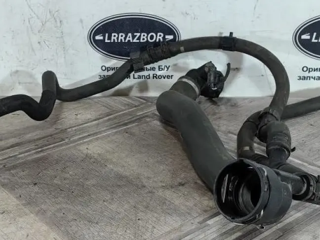 Патрубок  Range Rover Sport L494  2.0 диз