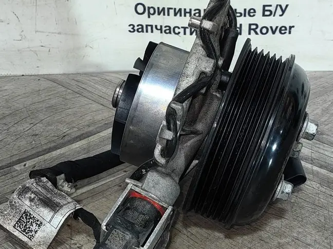 Помпа Range Rover Sport L494  2.0 диз