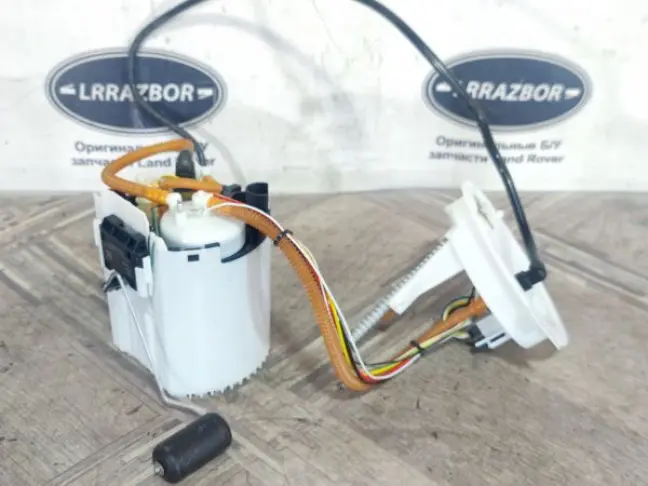 Насос топливный Volvo XC90 S90 V60 S60