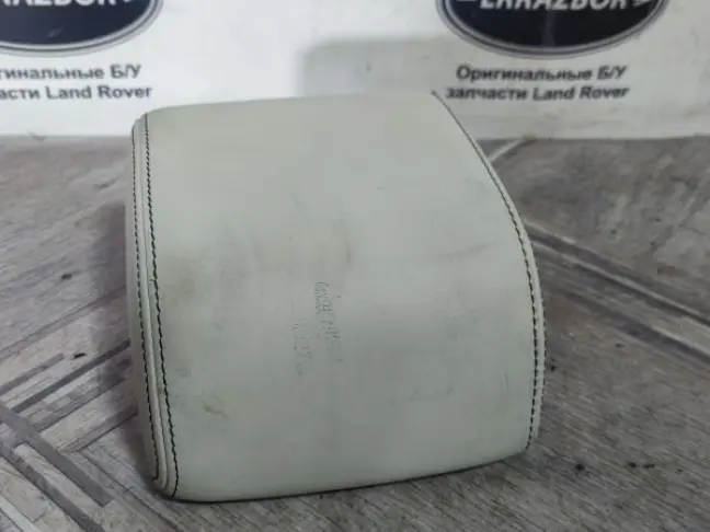 Подголовник задний центр Range Rover L320 09-13