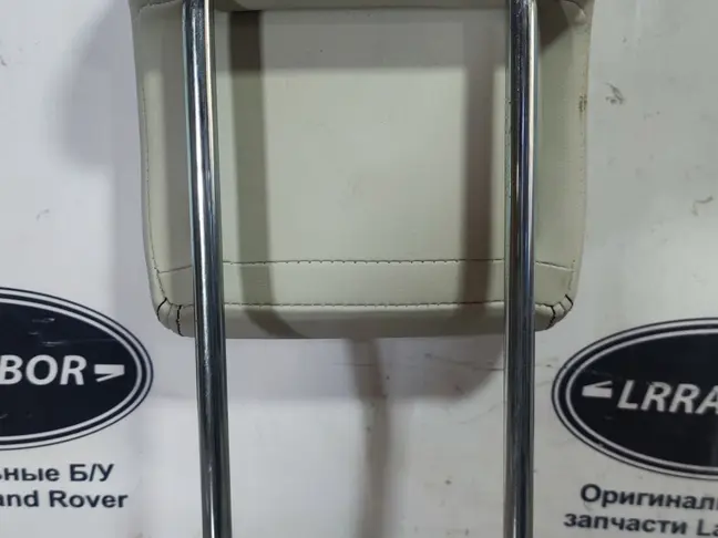 Подголовник задний центр Range Rover L320 09-13