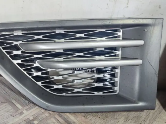 Жабры в крылья Land Rover Sport L320 2009-2013