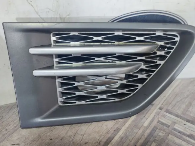 Жабры в крылья Land Rover Sport L320 2009-2013