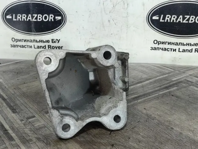 Опора двигателя Range Rover Sport L494  2.0 диз