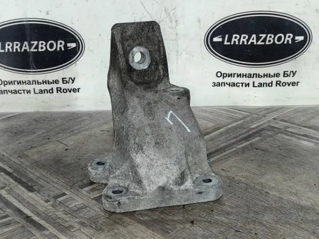 Опора двигателя Range Rover Sport L494  2.0 диз