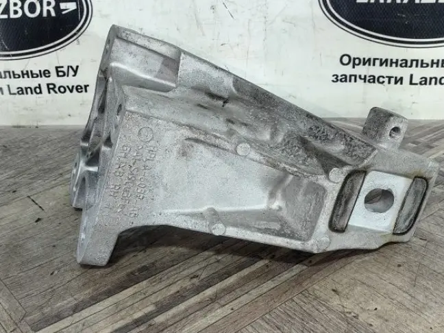 Опора двигателя Range Rover Sport L494  2.0 диз