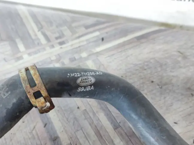 Патрубок Land Rover Range Rover Sport L320 09-12