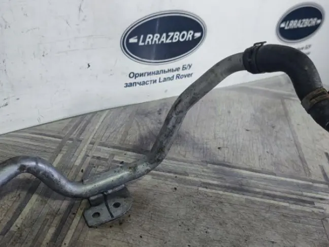 Патрубок между ЕГР DISCOVERY 3 L319 2.7
