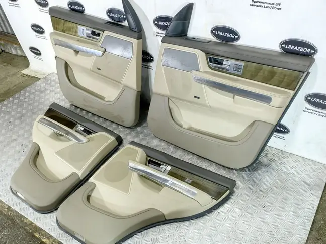 Дверные карты Land Rover Range Rover Sport L320