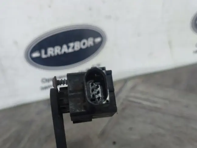 Датчик задний правый кузова Land Rover Discovery 3
