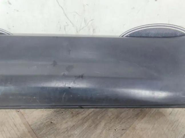 Молдинг двери задний левый  Range Rover Sport 320