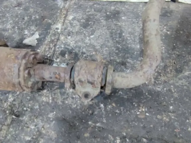 Стабилизатор задний Range Rover Sport L320 3.6