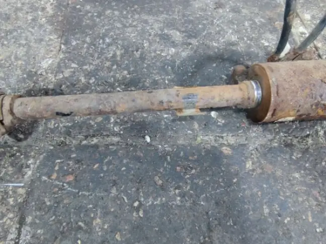 Стабилизатор задний Range Rover Sport L320 3.6