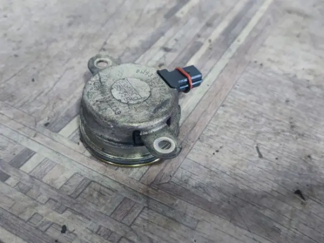 Клапан газораспределения Range Rover 09-13 5.0