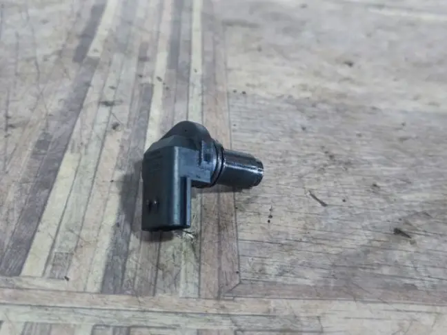 Датчик распредвала Range Rover 09-13 5.0