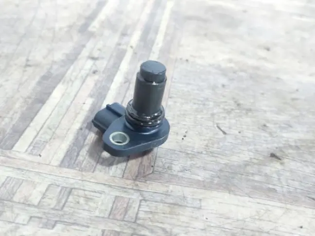 Датчик распредвала Range Rover 09-13 5.0