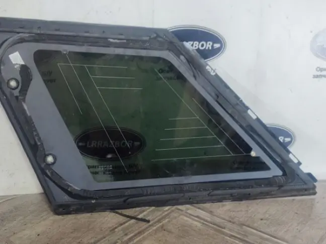 Стекло кузовное глухое правое Land Rover Sport 494