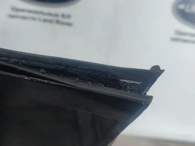 Стекло кузовное глухое правое Land Rover Sport 494