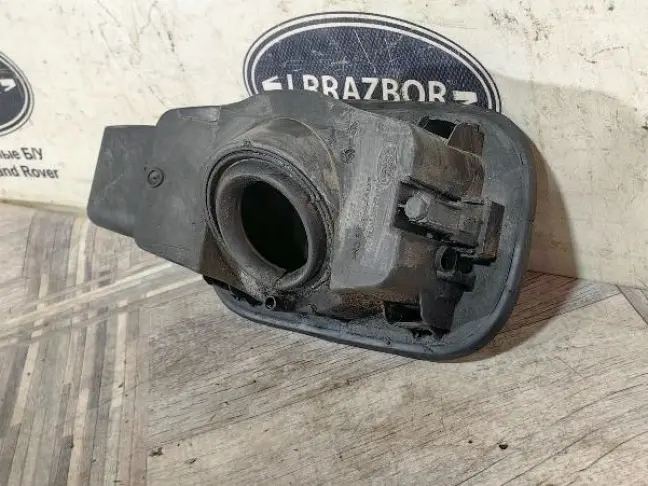 Лючок бензобака Land Rover DISCOVERY 3/4 L319