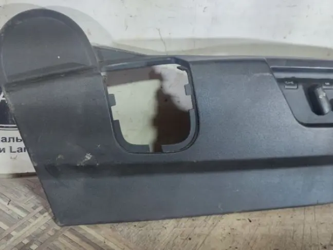 Накладка сидения правая Sport L320 05-09