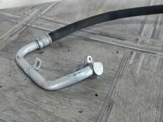 Трубка кондиционера вход RR Evoque L538 2.0