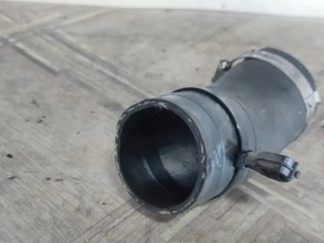 Патрубок воздушный  Range Rover Evoque L538 2.0