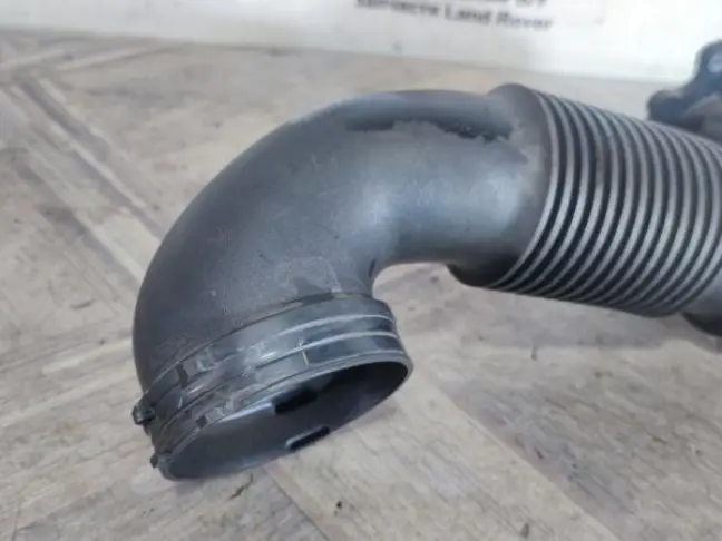 Патрубок впускной  Range Rover Evoque L538 2.0