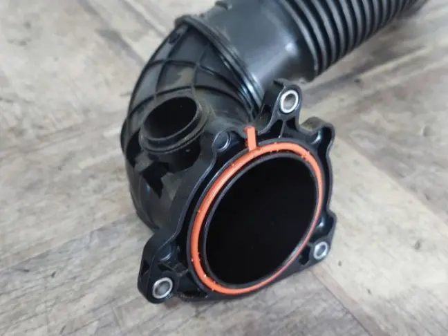 Патрубок впускной  Range Rover Evoque L538 2.0