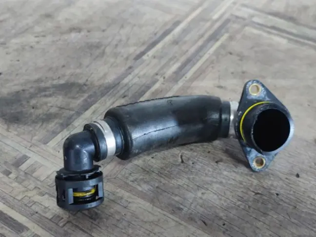 Трубка вентиляции Range Rover Evoque L538 2.0