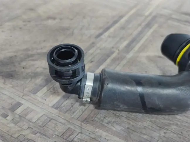 Трубка вентиляции Range Rover Evoque L538 2.0