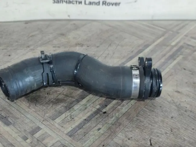 Патрубок охлаждения Range Rover Evoque L538 2.0