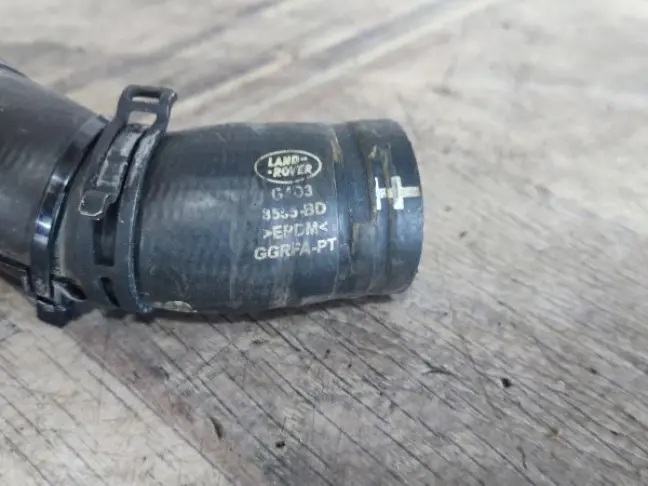 Патрубок охлаждения Range Rover Evoque L538 2.0