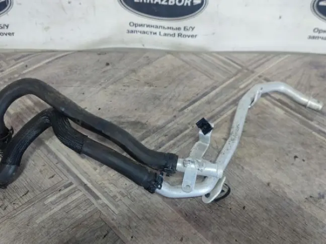 Патрубок охлаждения Range Rover Evoque L538 2.0