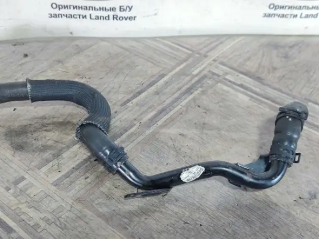 Патрубок охлаждения Range Rover Evoque L538 2.0