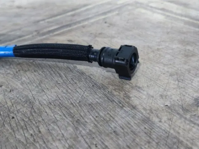 Шланг трубка топливная Range Rover Evoque L538 2.0