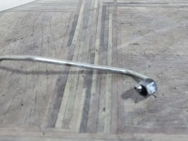 Трубка топливная от рампы Range Rover Evoque L538